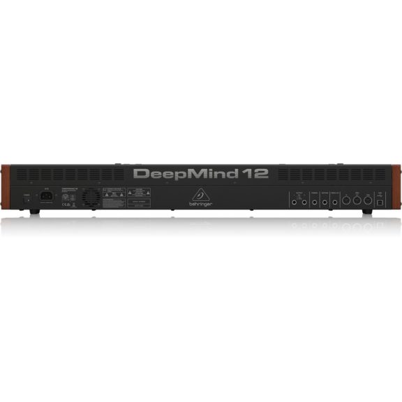 Behringer DeepMind 12 analóg szintetizátor
