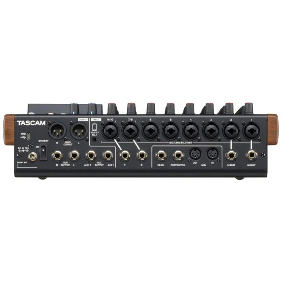 Tascam Model 12 analóg keverő, 12 sávos SD-felvevő és USB-interfész Tascam Model 12 analóg keverő, 12 sávos SD-felvevő és USB-interfész