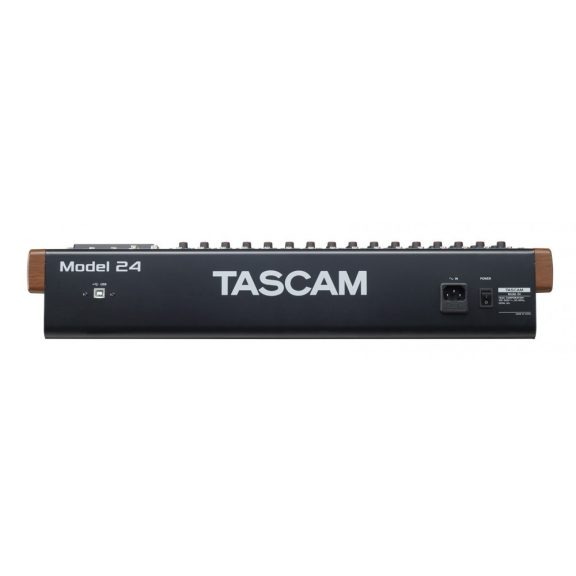 Tascam Model 24 analóg keverő, 24 sávos SD-felvevő és USB-interfész Tascam Model 24 analóg keverő, 24 sávos SD-felvevő és USB-interfész