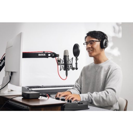 Rode NT1 5Th Generation (10 év gar!) studio mikrofon csomag (fekete)