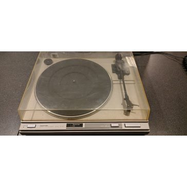   Toshiba SR-D33 Quartz vezérléses Direct-Drive használt automata lemezjátszó