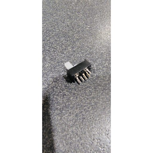 4 állású toló-csúszó kapcsoló 15mm-es