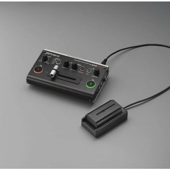 Roland V-02HD MKII video keverő