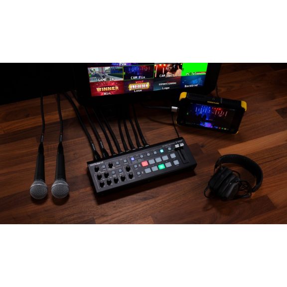 Roland V-1HD+ videó keverő 4 csatornás video keverő Roland V-1HD+ videó keverő 4 csatornás video keverő