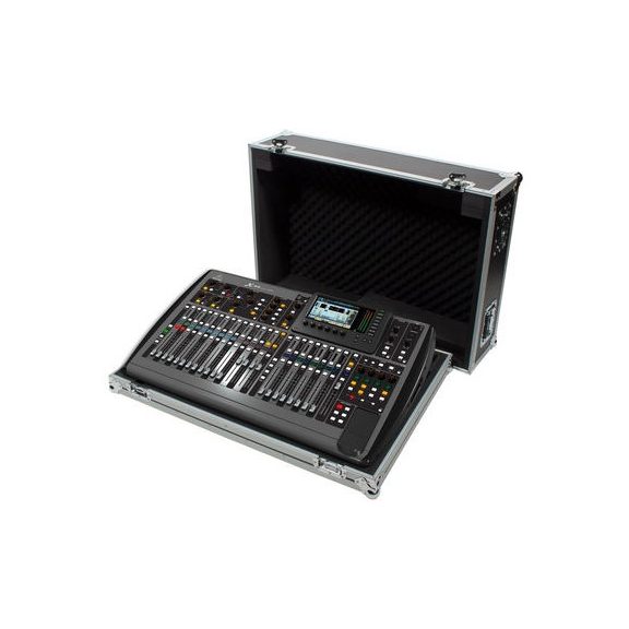 Behringer X32 digitális keverő + profi hordtáska